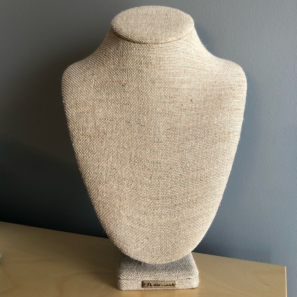 Jewelry bust